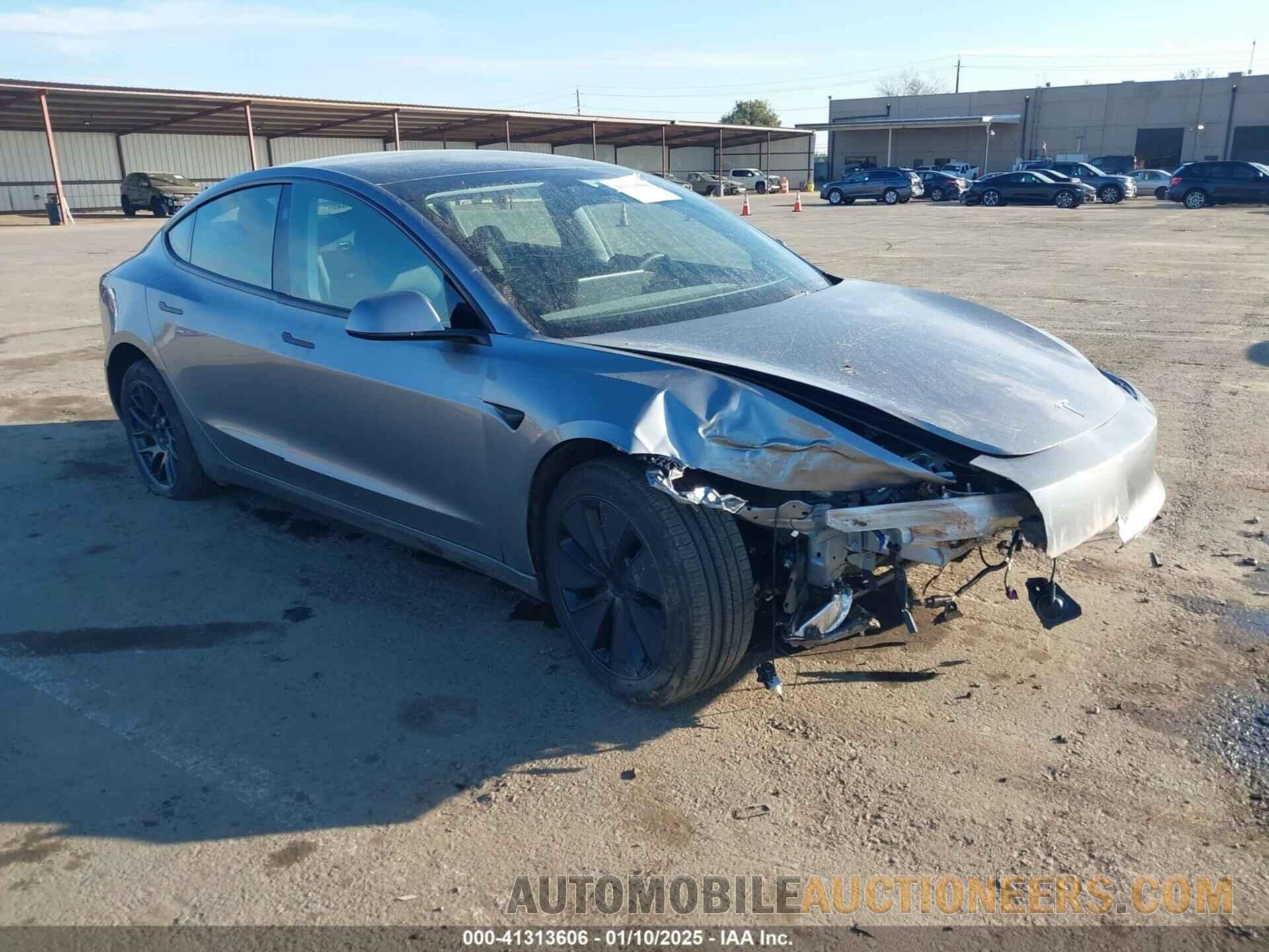 5YJ3E1EA5SF886262 TESLA MODEL 3 2025