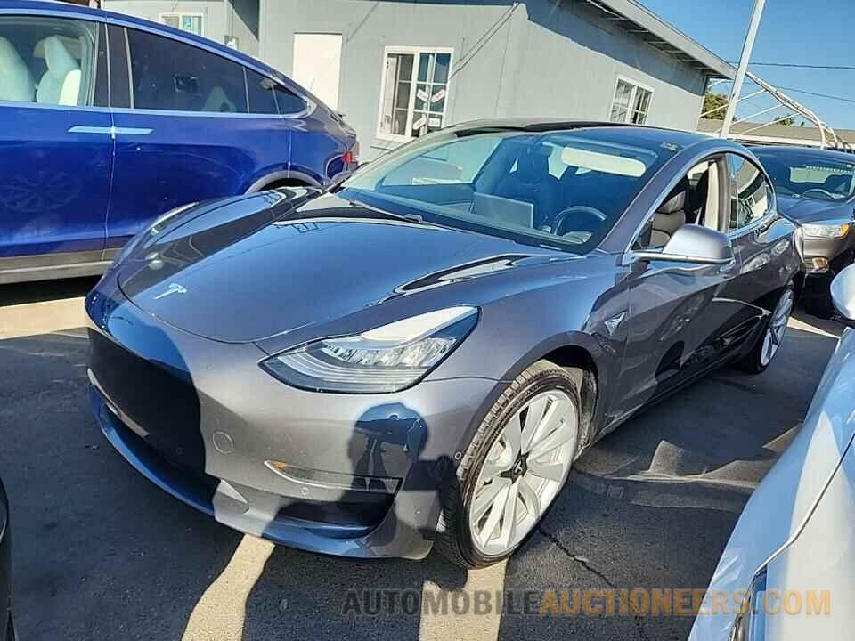 5YJ3E1EA6HF002404 Tesla Model 3 2017