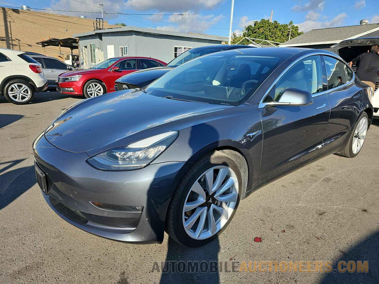 5YJ3E1EA6JF010847 Tesla Model 3 2018