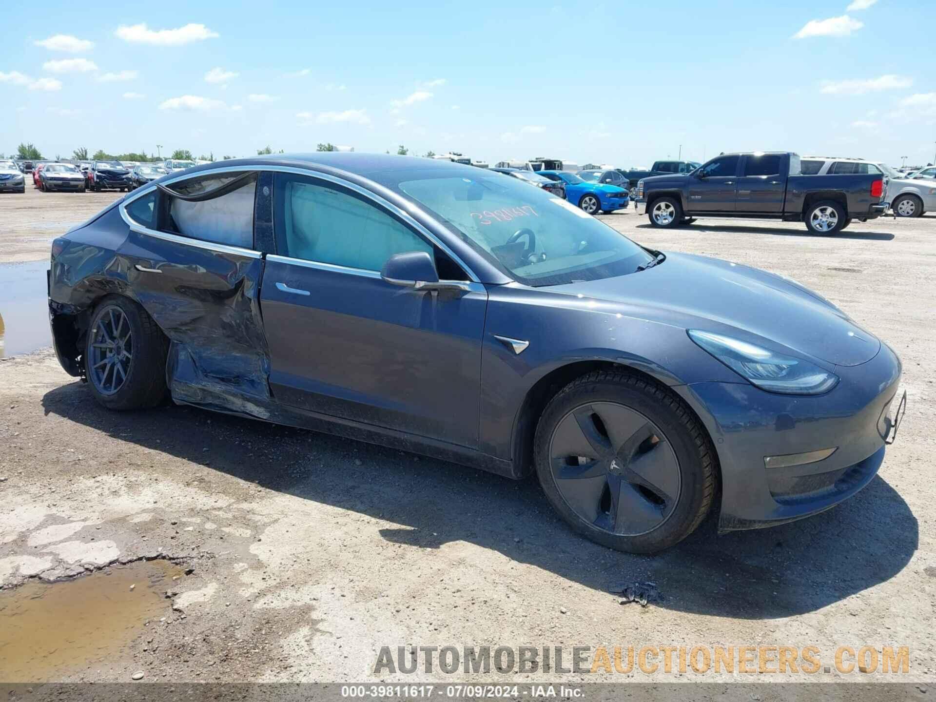 5YJ3E1EA6JF021864 TESLA MODEL 3 2018