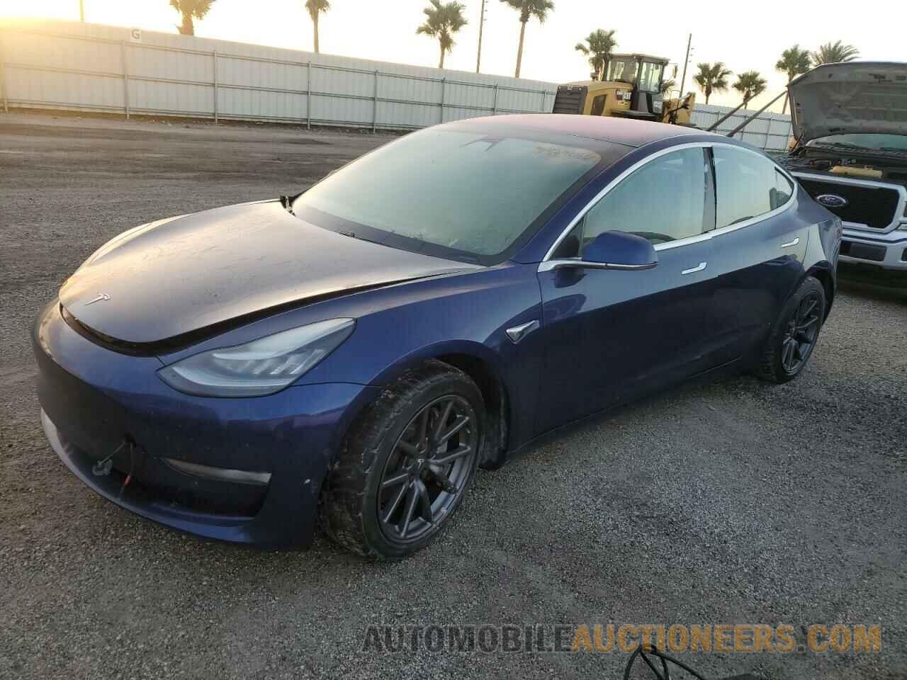 5YJ3E1EA6JF043587 TESLA MODEL 3 2018