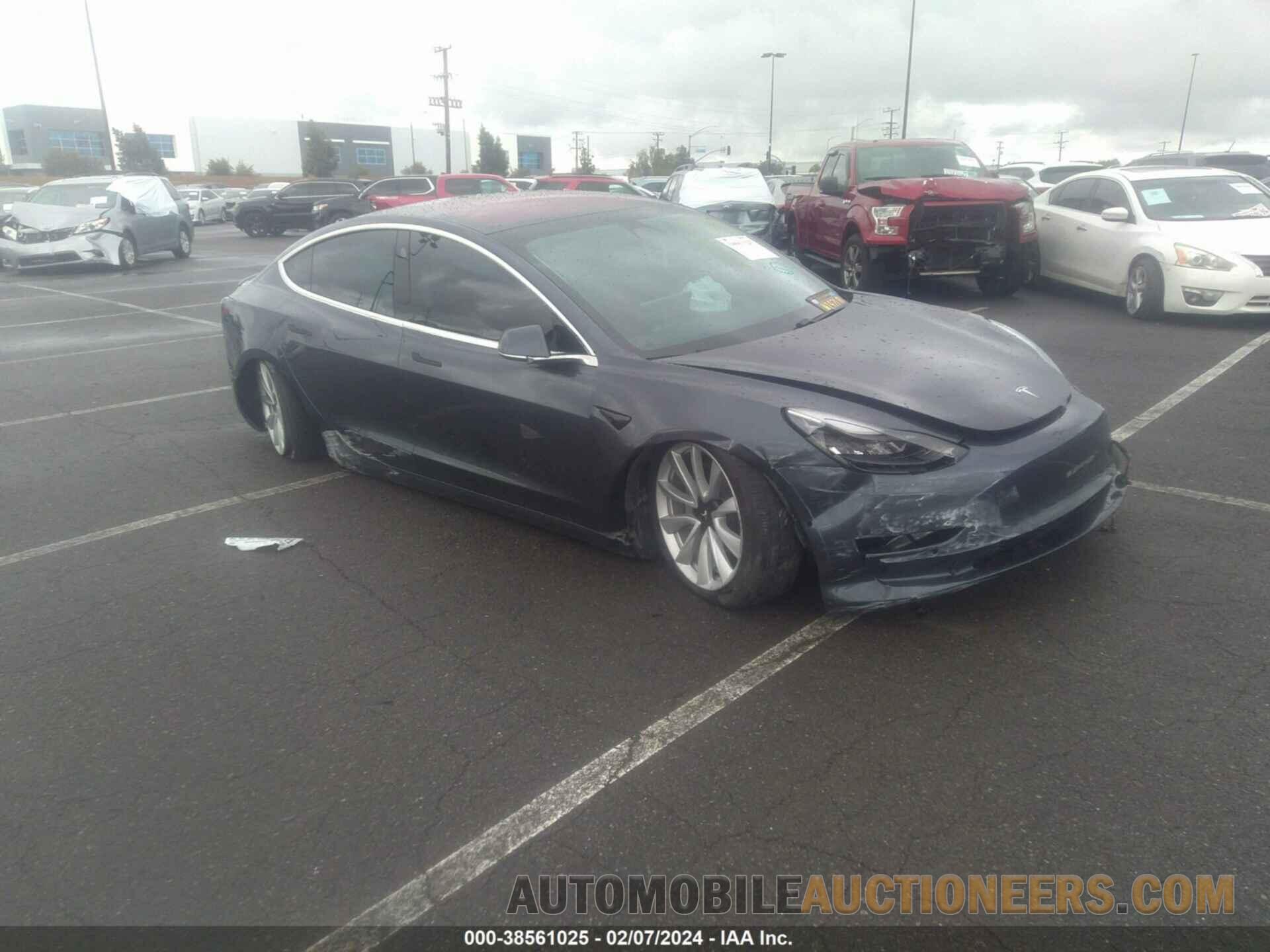 5YJ3E1EA6JF046926 TESLA MODEL 3 2018