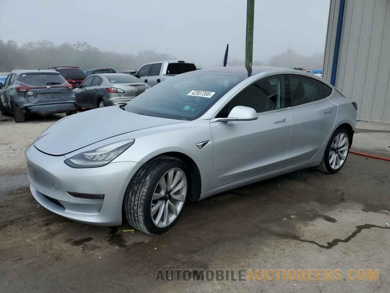 5YJ3E1EA6JF048384 TESLA MODEL 3 2018