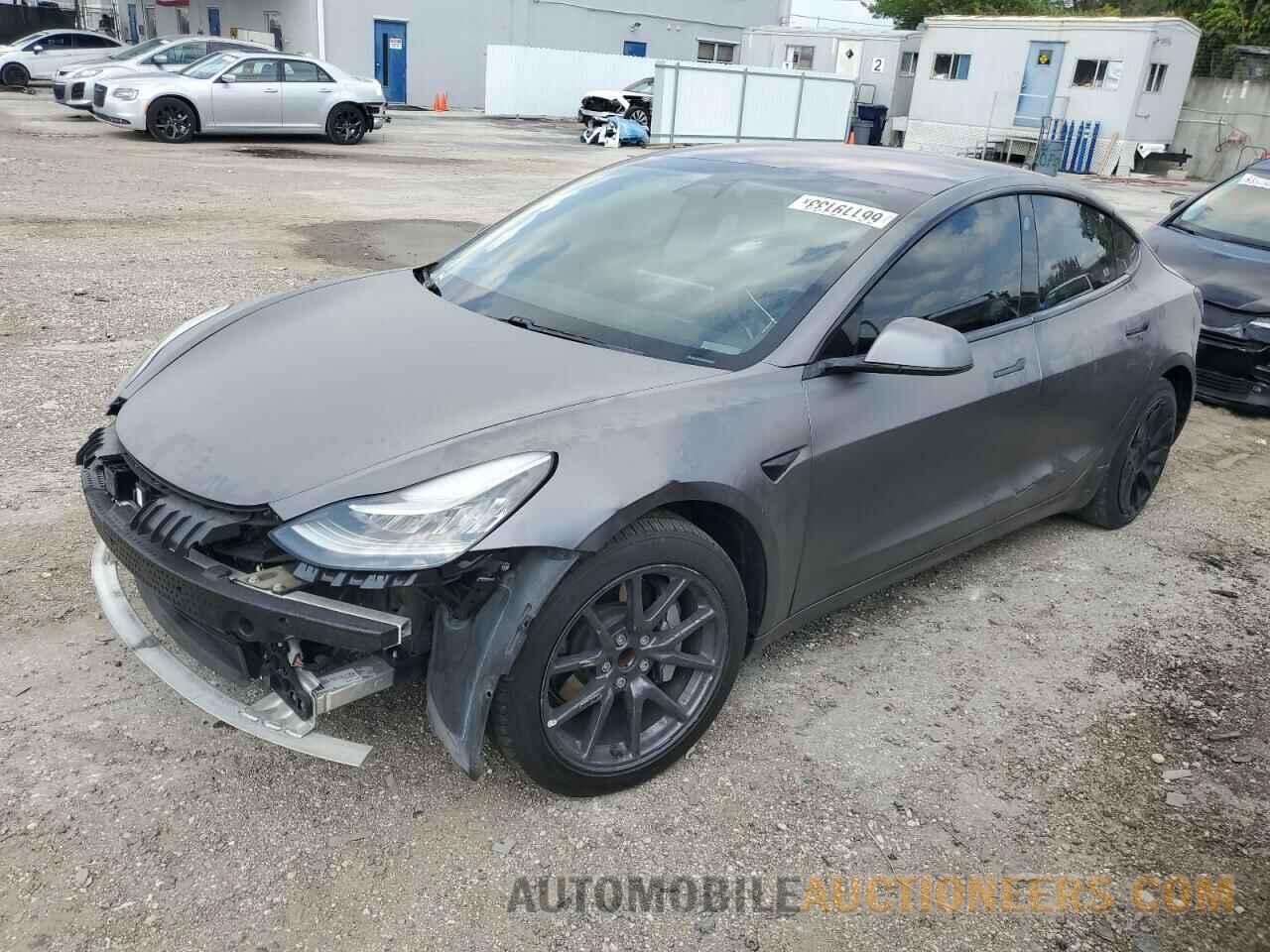 5YJ3E1EA6JF057005 TESLA MODEL 3 2018