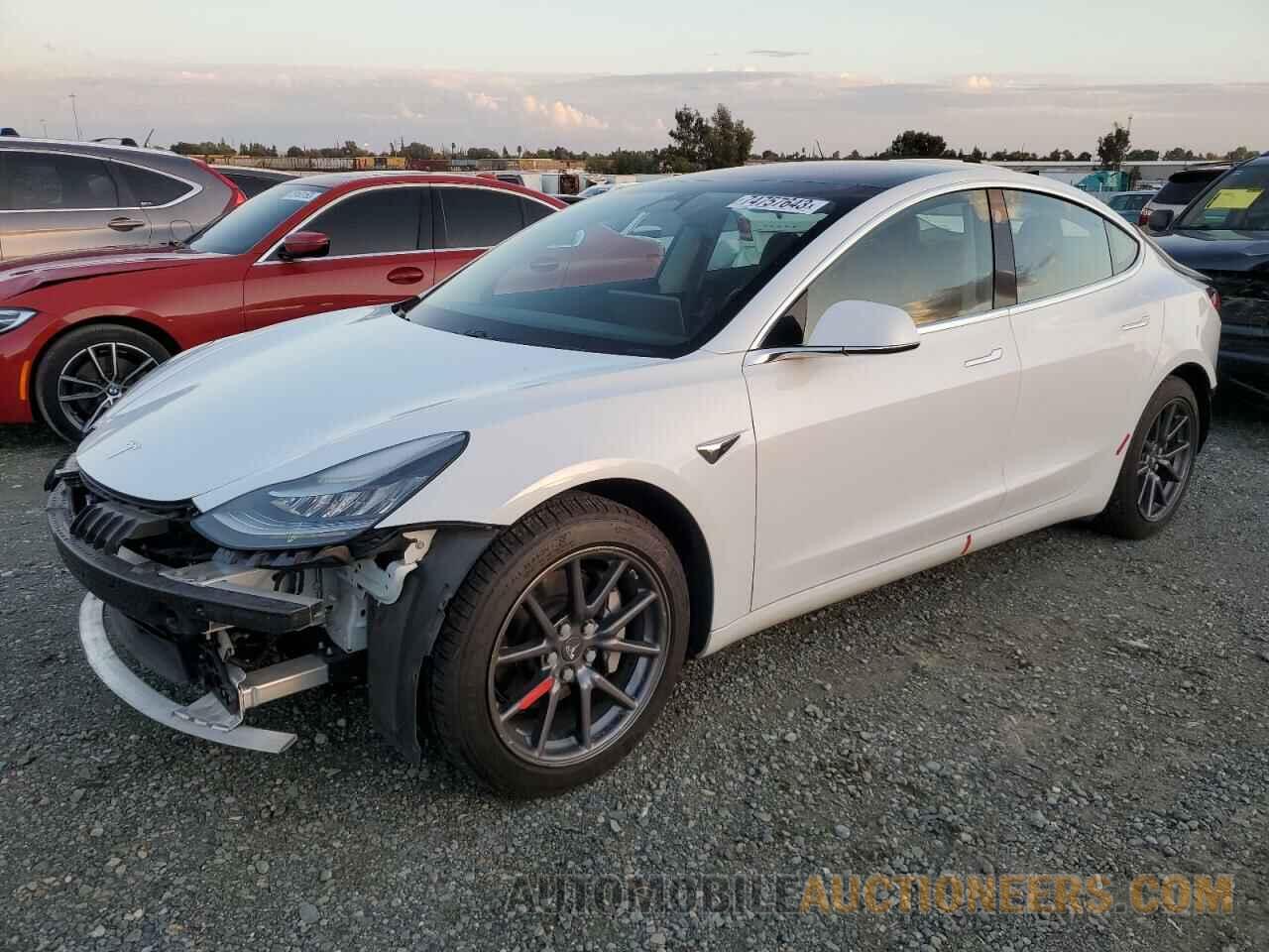 5YJ3E1EA6JF098671 TESLA MODEL 3 2018