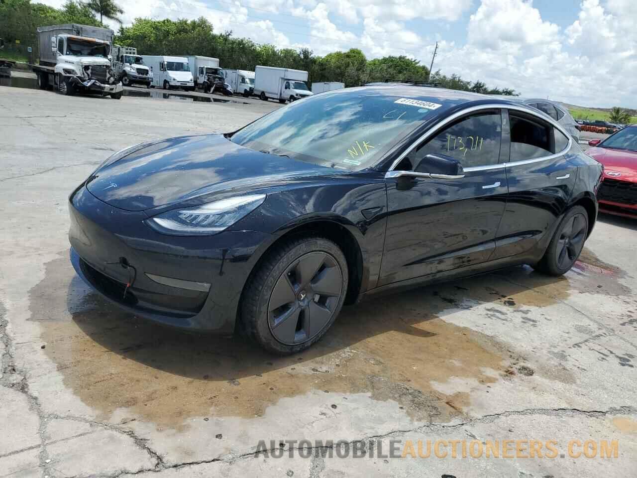 5YJ3E1EA6JF117915 TESLA MODEL 3 2018