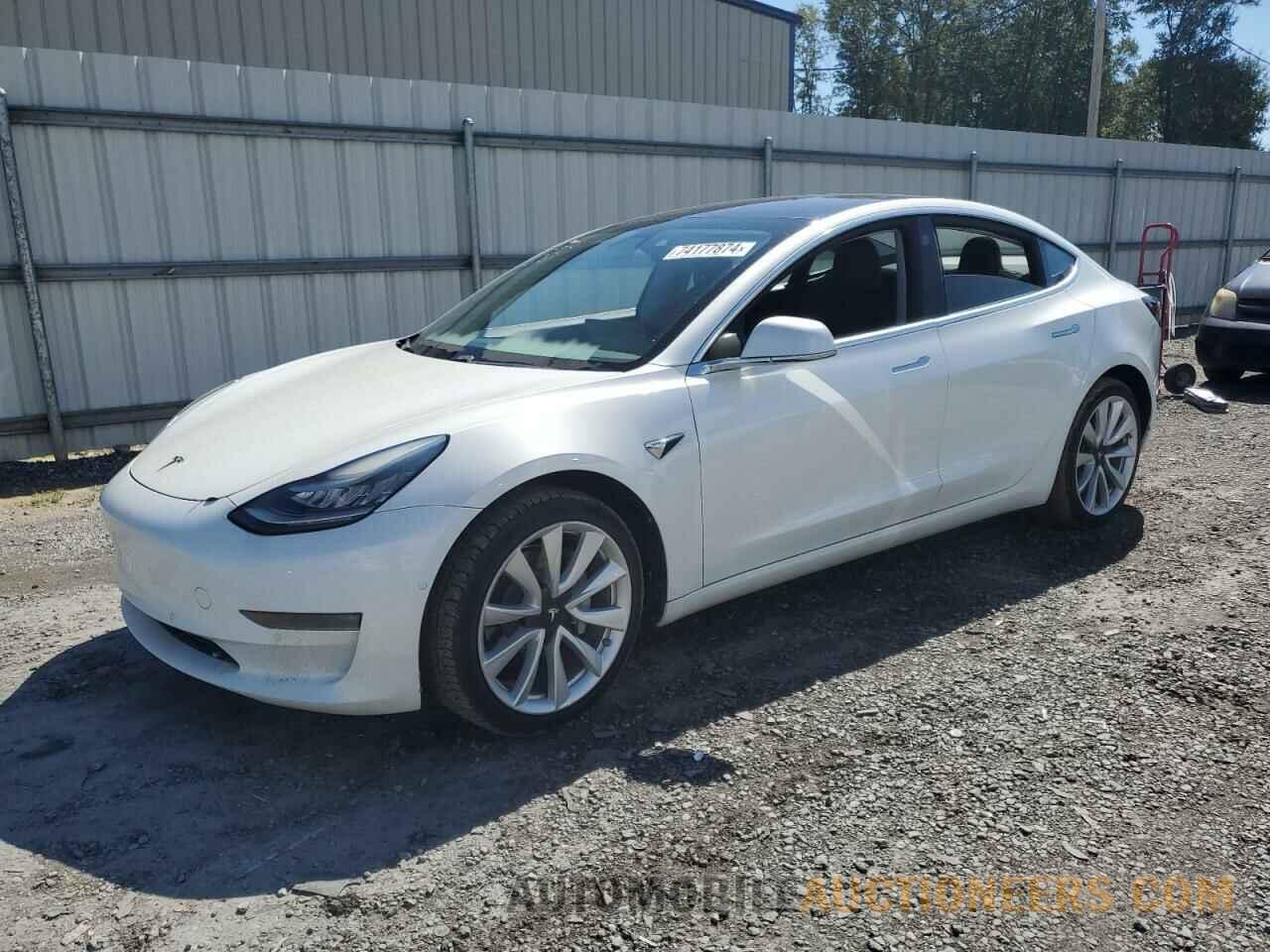 5YJ3E1EA6JF164894 TESLA MODEL 3 2018