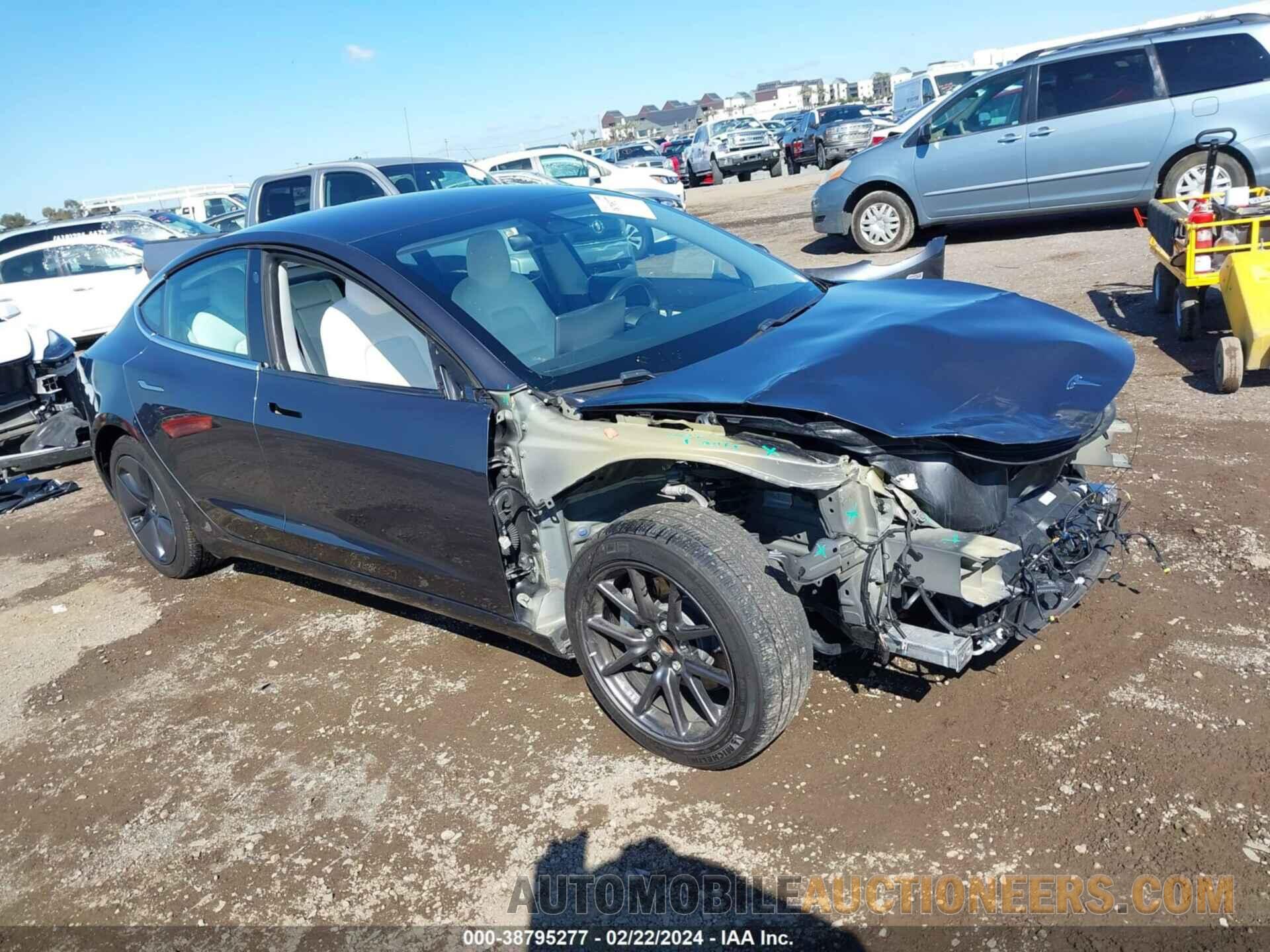 5YJ3E1EA6JF166936 TESLA MODEL 3 2018