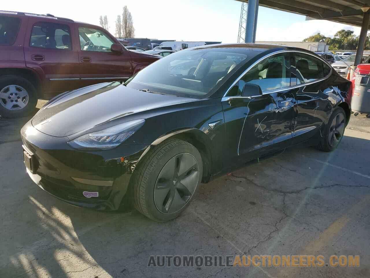 5YJ3E1EA6KF190008 TESLA MODEL 3 2019