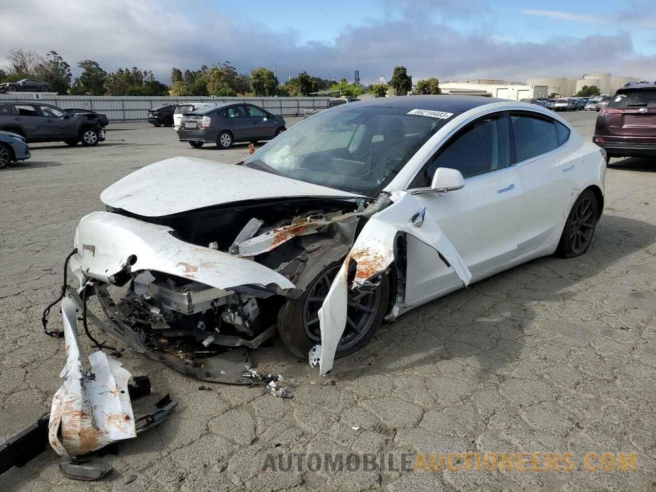 5YJ3E1EA6KF190526 TESLA MODEL 3 2019