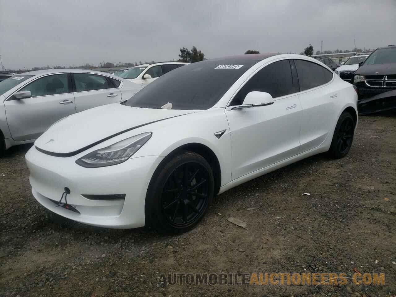 5YJ3E1EA6KF310180 TESLA MODEL 3 2019