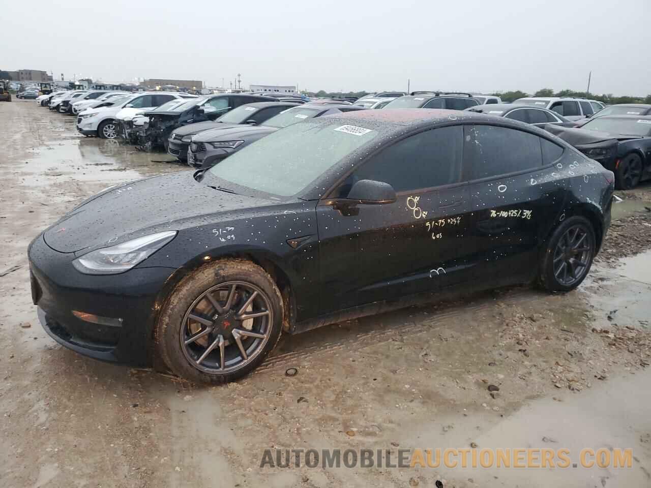 5YJ3E1EA6KF313256 TESLA MODEL 3 2019