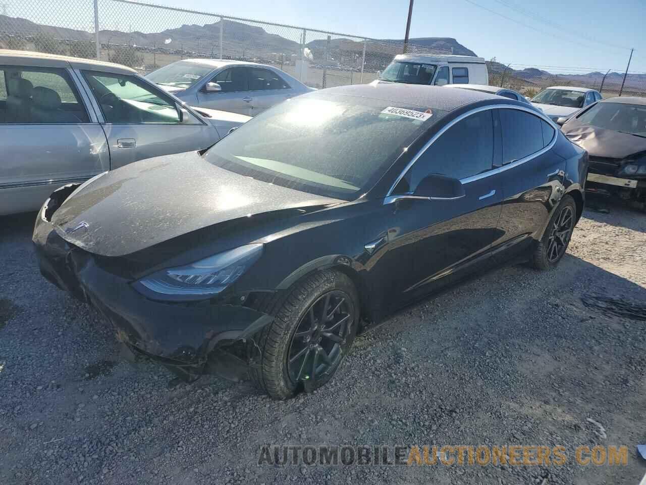 5YJ3E1EA6KF323933 TESLA MODEL 3 2019