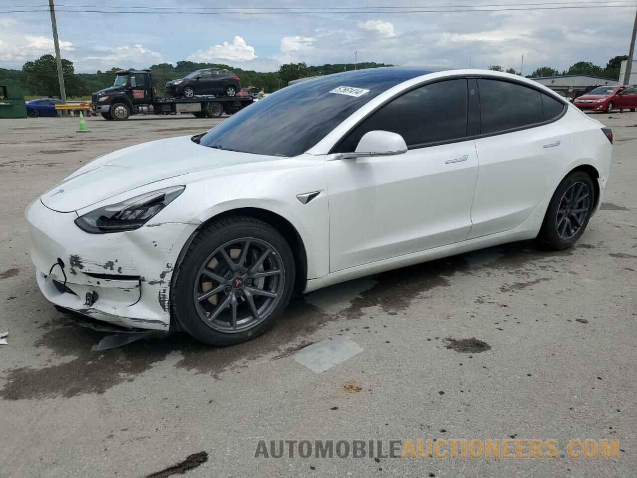 5YJ3E1EA6KF396932 TESLA MODEL 3 2019