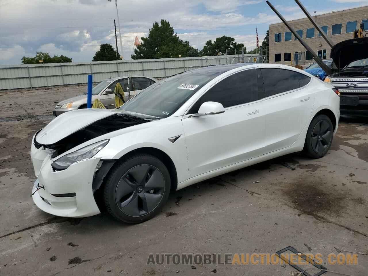 5YJ3E1EA6KF401563 TESLA MODEL 3 2019