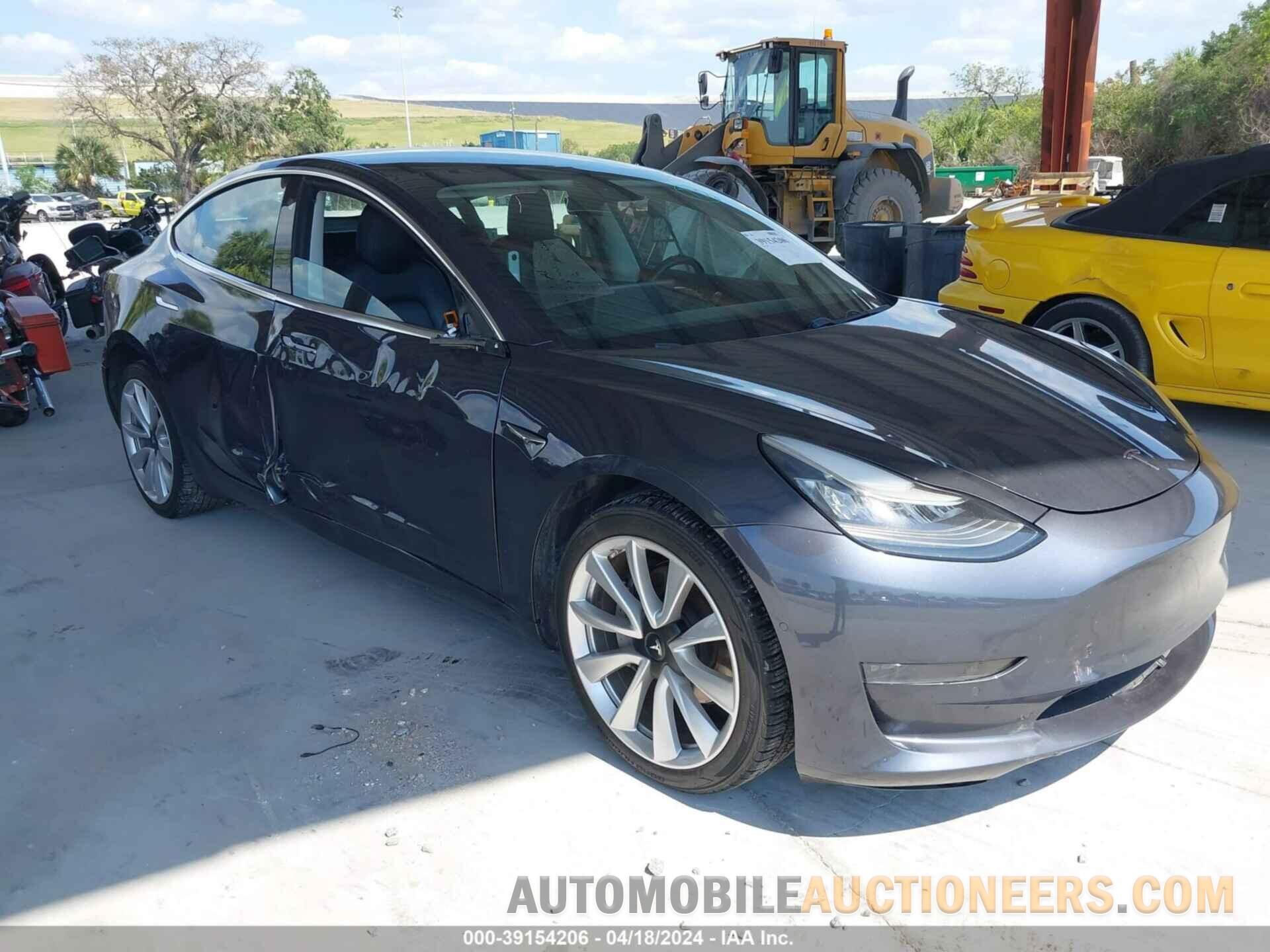 5YJ3E1EA6KF475968 TESLA MODEL 3 2019