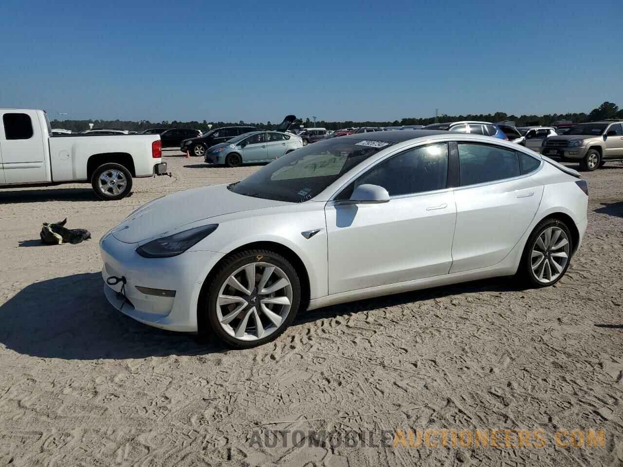 5YJ3E1EA6KF476649 TESLA MODEL 3 2019