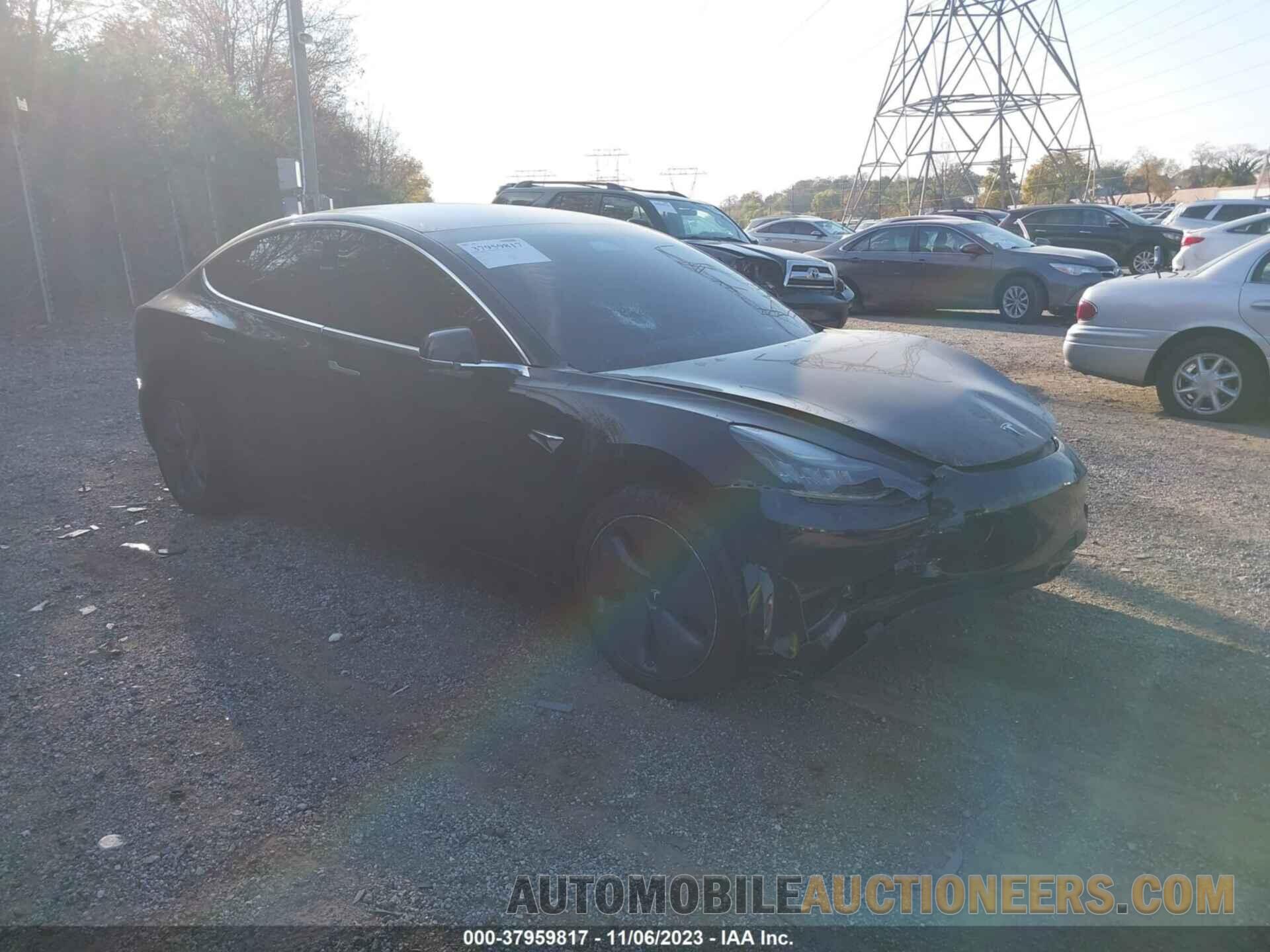 5YJ3E1EA6KF482676 TESLA MODEL 3 2019