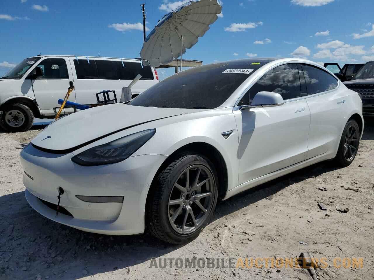 5YJ3E1EA6KF483052 TESLA MODEL 3 2019