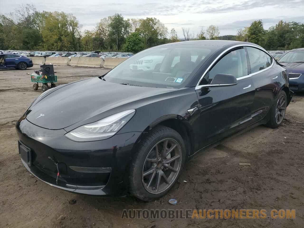 5YJ3E1EA6KF483343 TESLA MODEL 3 2019