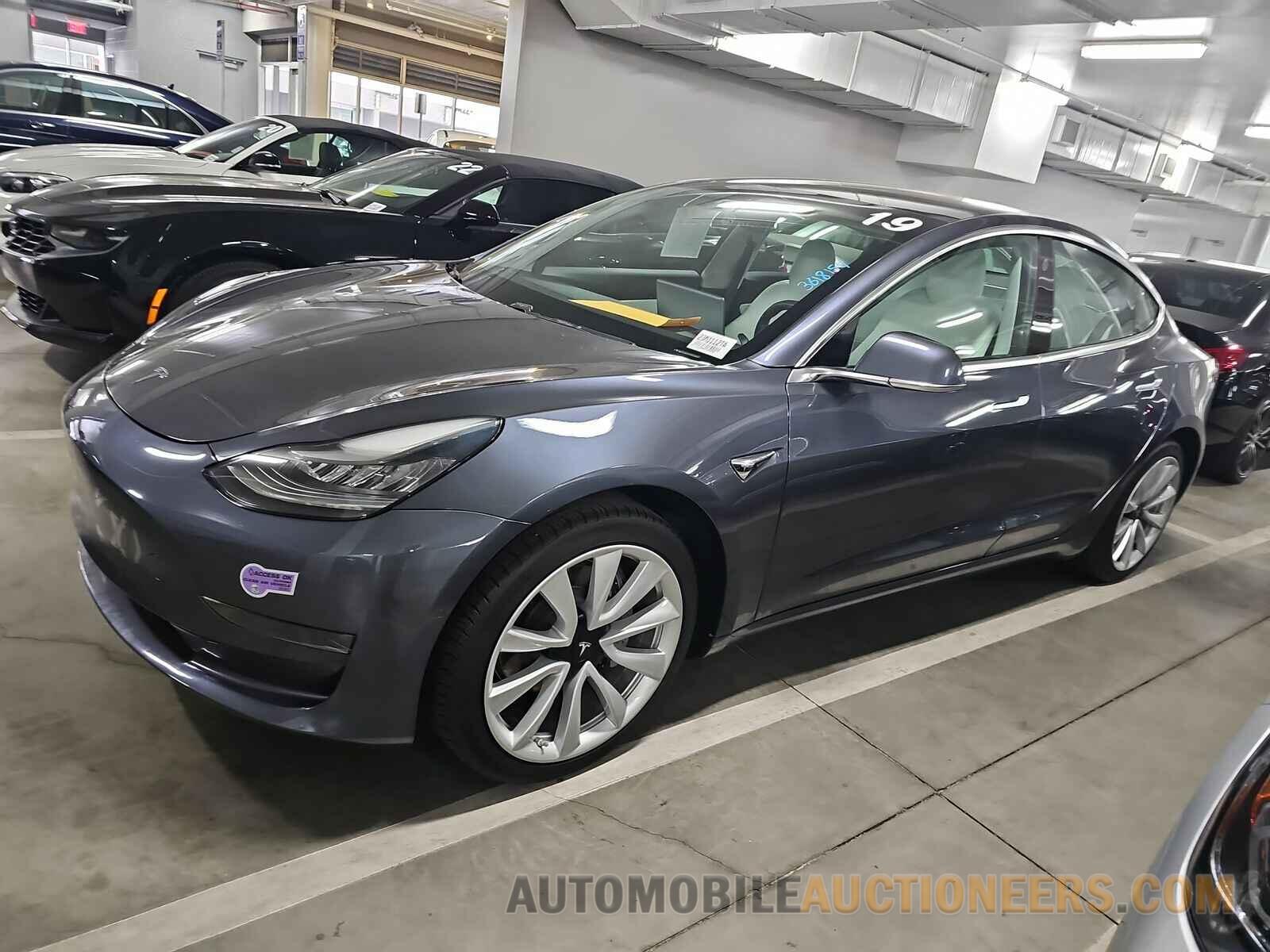5YJ3E1EA6KF509696 Tesla Model 3 2019
