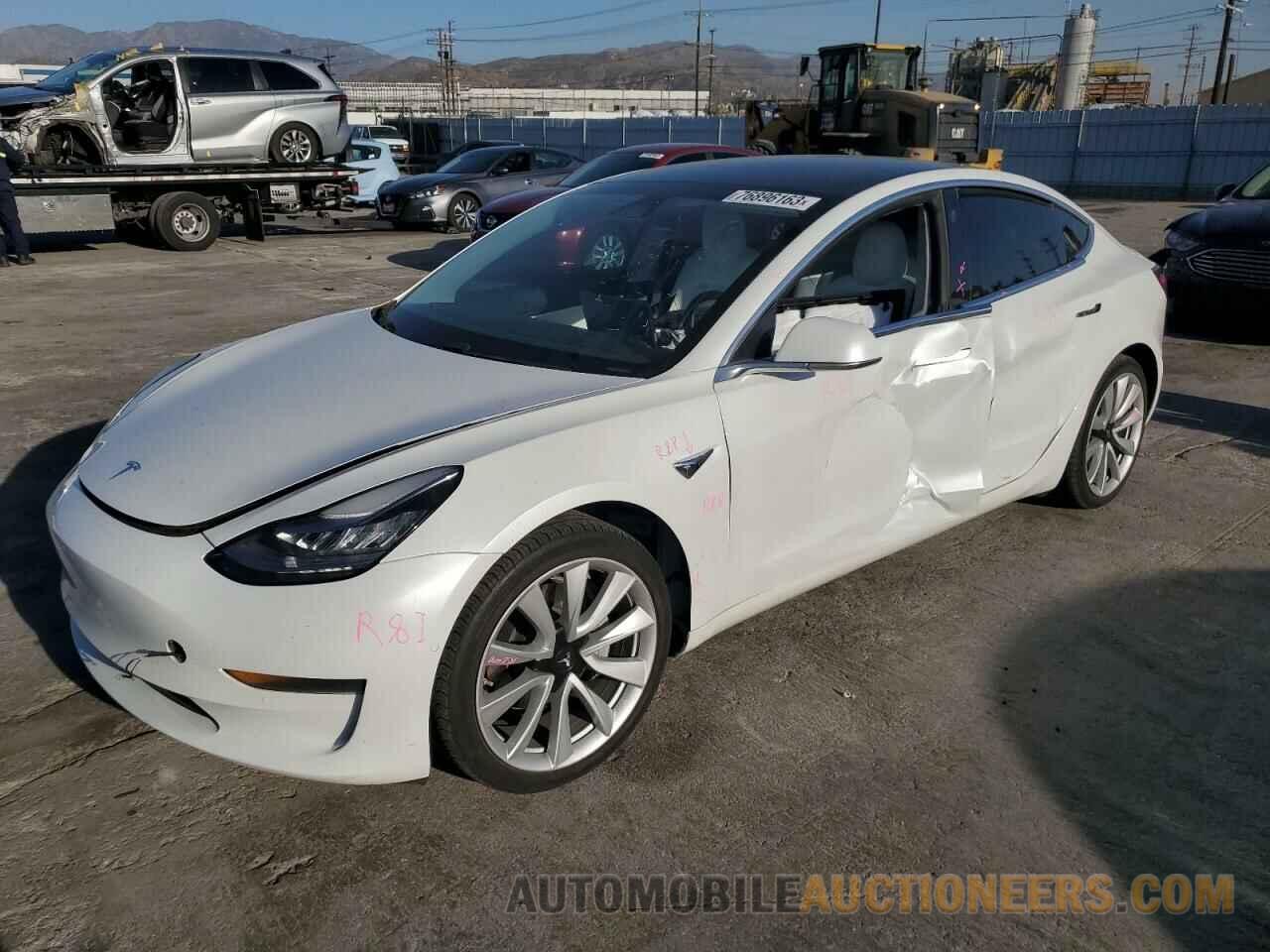 5YJ3E1EA6LF806923 TESLA MODEL 3 2020