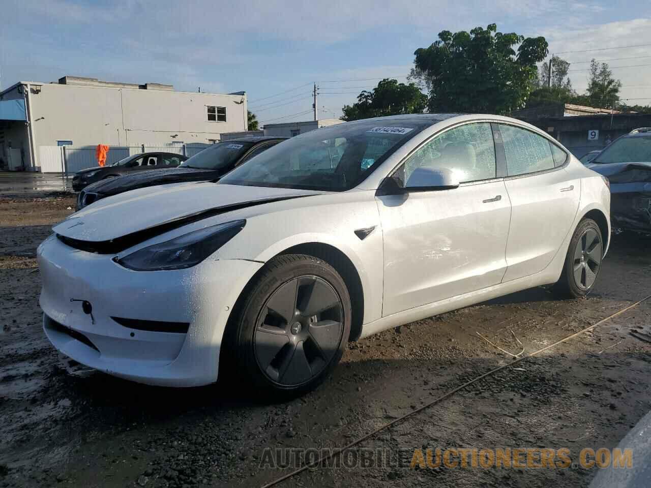 5YJ3E1EA6MF025899 TESLA MODEL 3 2021