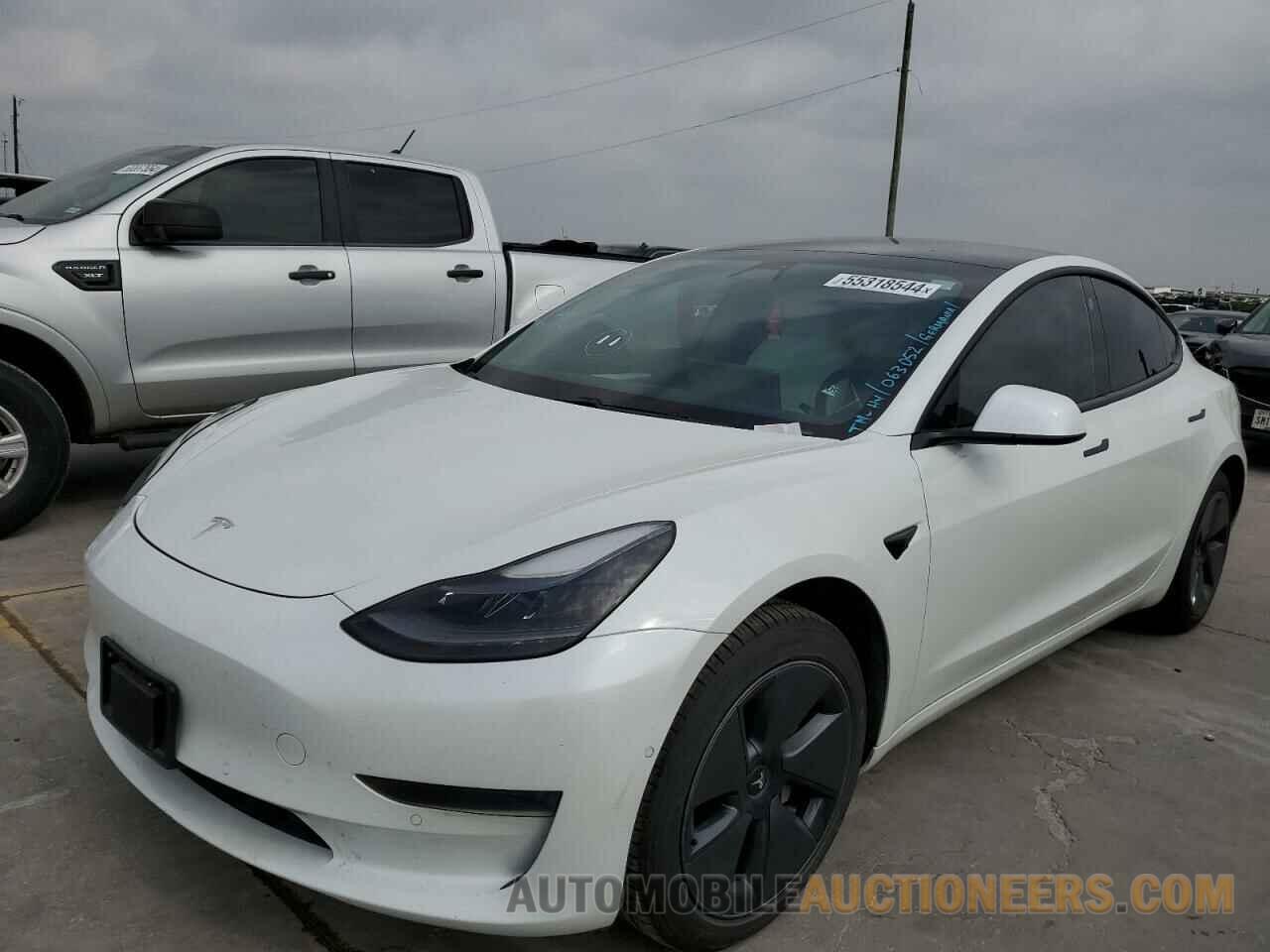 5YJ3E1EA6MF063052 TESLA MODEL 3 2021