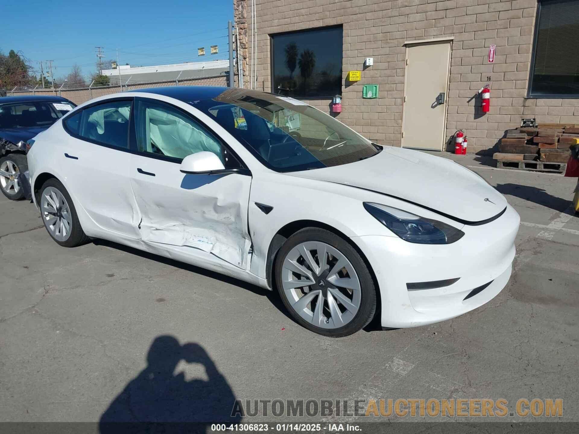 5YJ3E1EA6MF077582 TESLA MODEL 3 2021