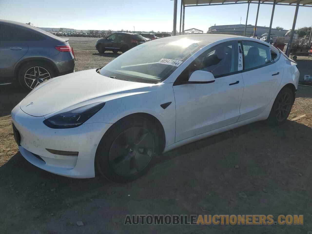 5YJ3E1EA6MF989130 TESLA MODEL 3 2021