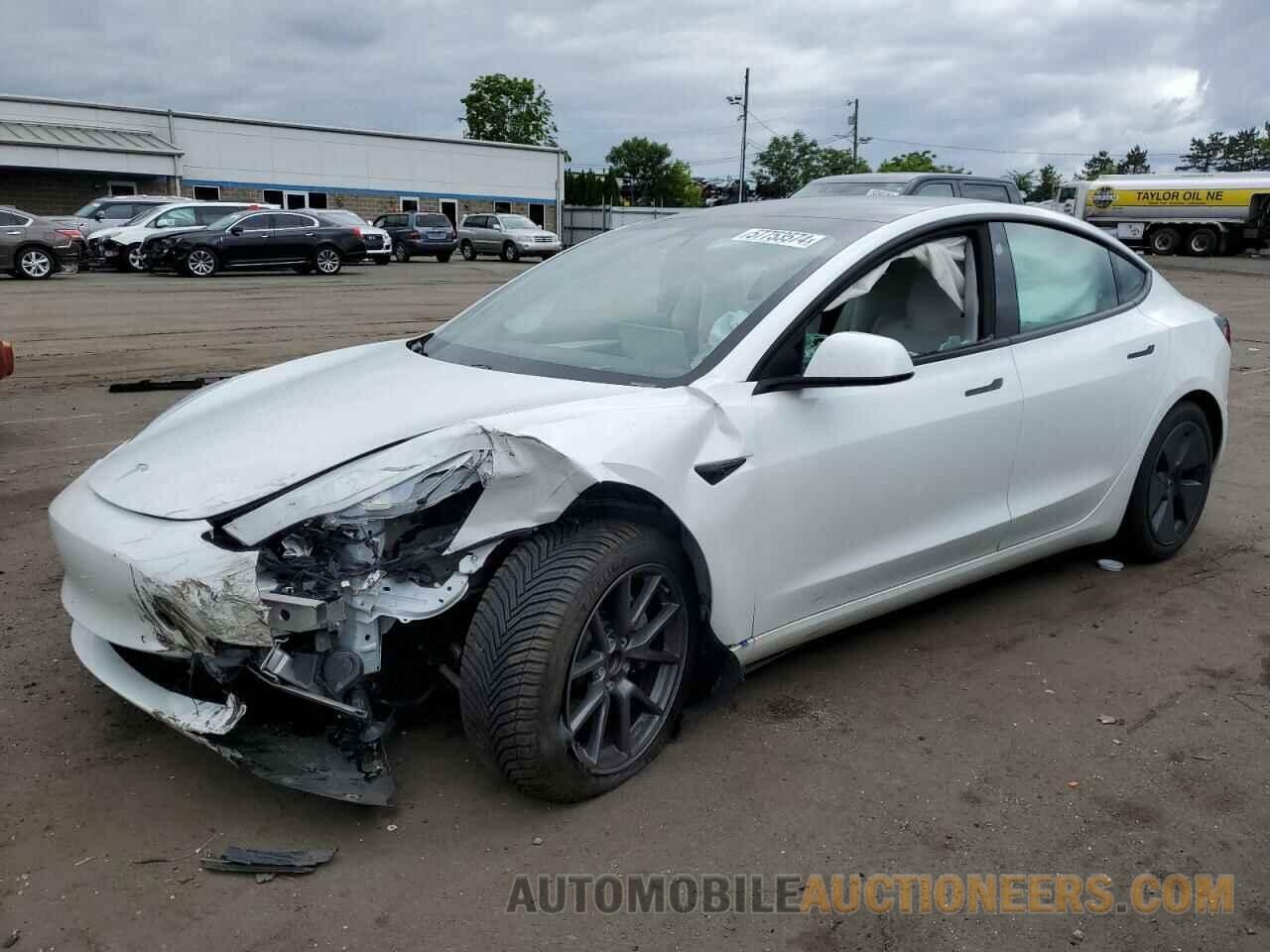 5YJ3E1EA6MF989807 TESLA MODEL 3 2021