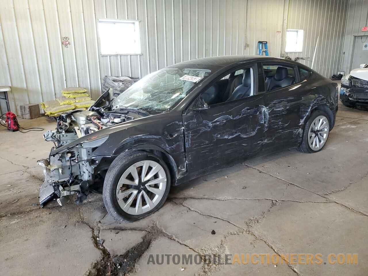 5YJ3E1EA6NF188683 TESLA MODEL 3 2022