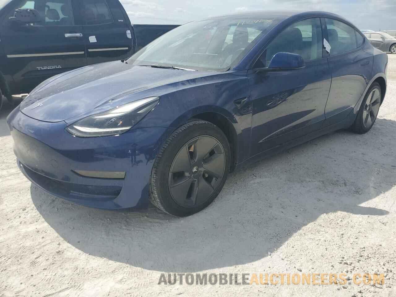 5YJ3E1EA6NF189333 TESLA MODEL 3 2022