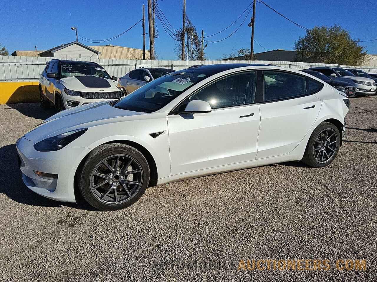 5YJ3E1EA6NF189400 TESLA MODEL 3 2022