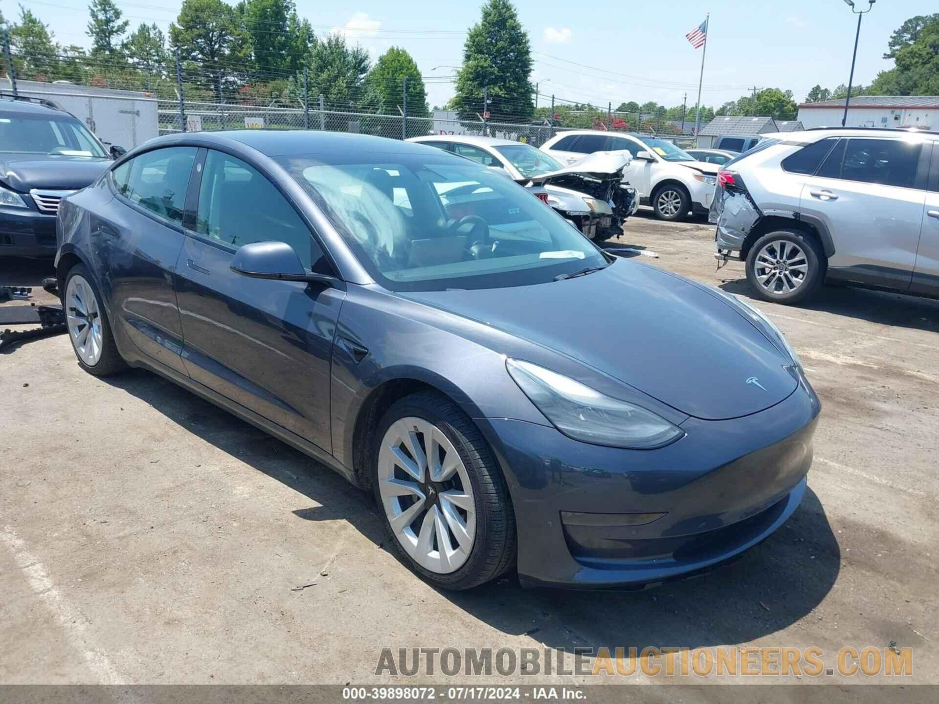 5YJ3E1EA6NF189588 TESLA MODEL 3 2022