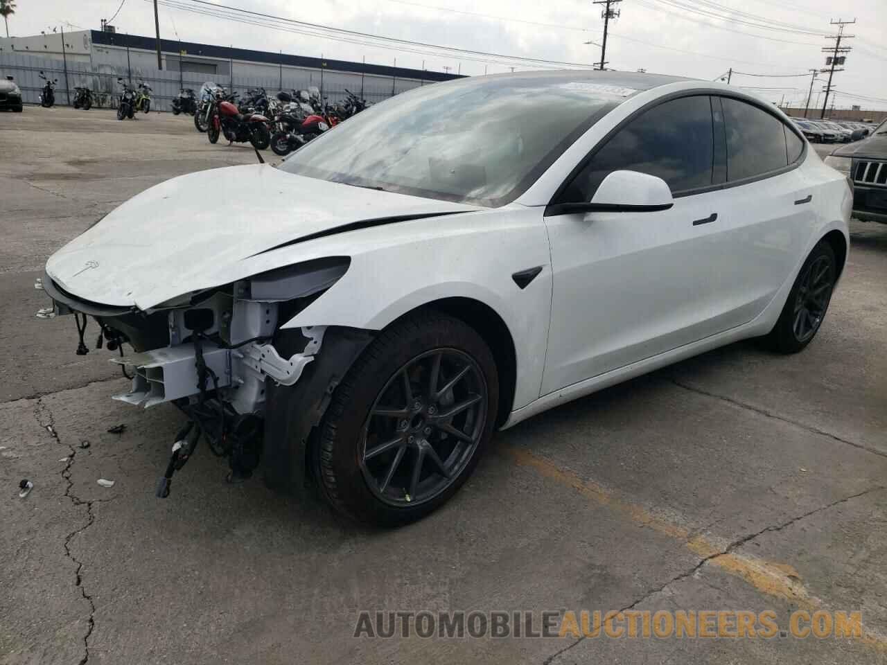 5YJ3E1EA6NF245111 TESLA MODEL 3 2022