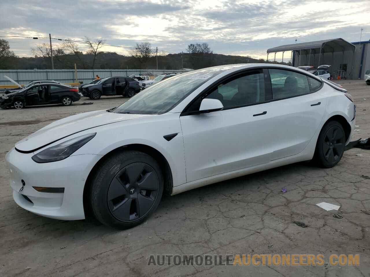 5YJ3E1EA6NF302133 TESLA MODEL 3 2022