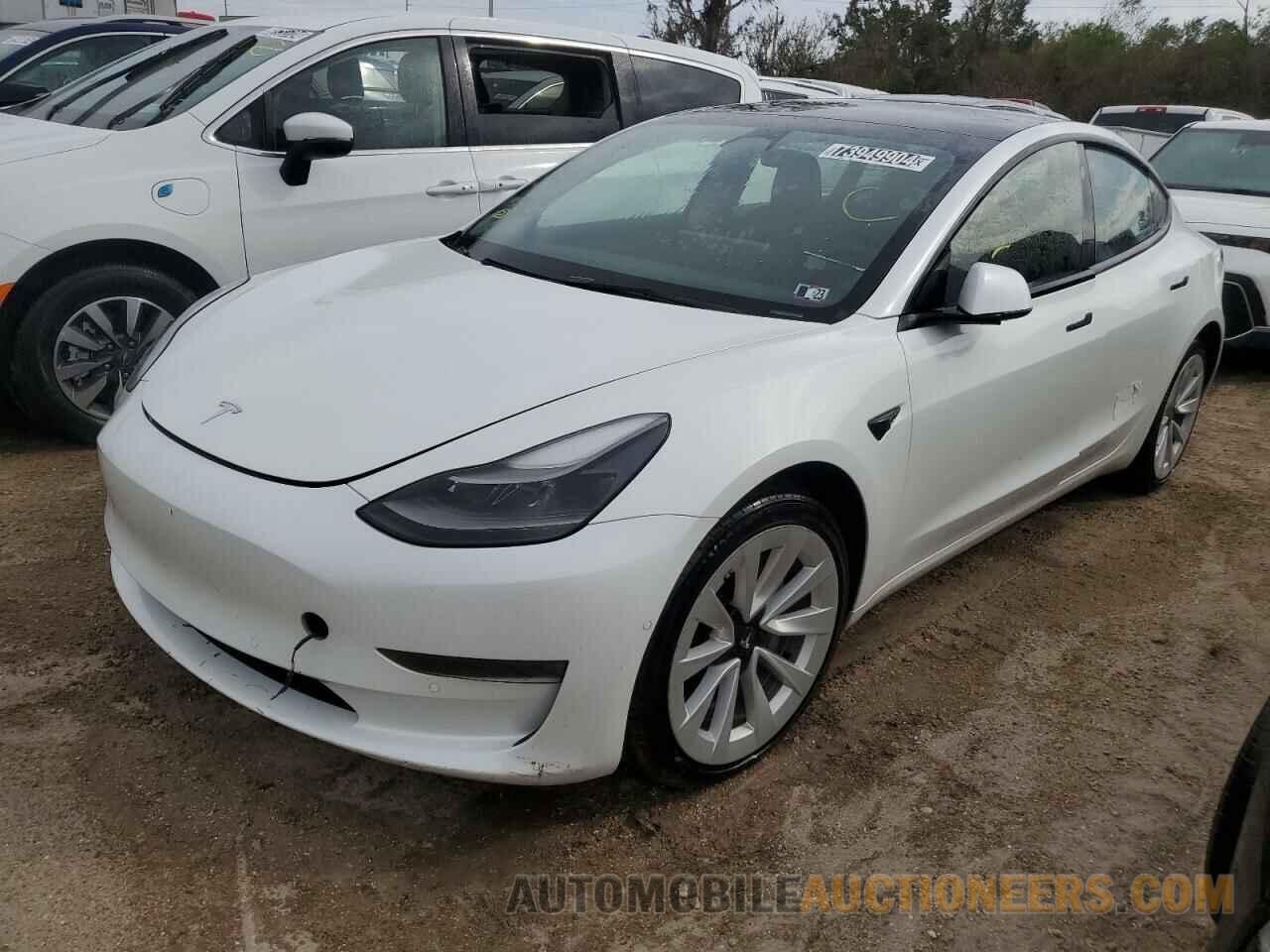 5YJ3E1EA6NF368696 TESLA MODEL 3 2022