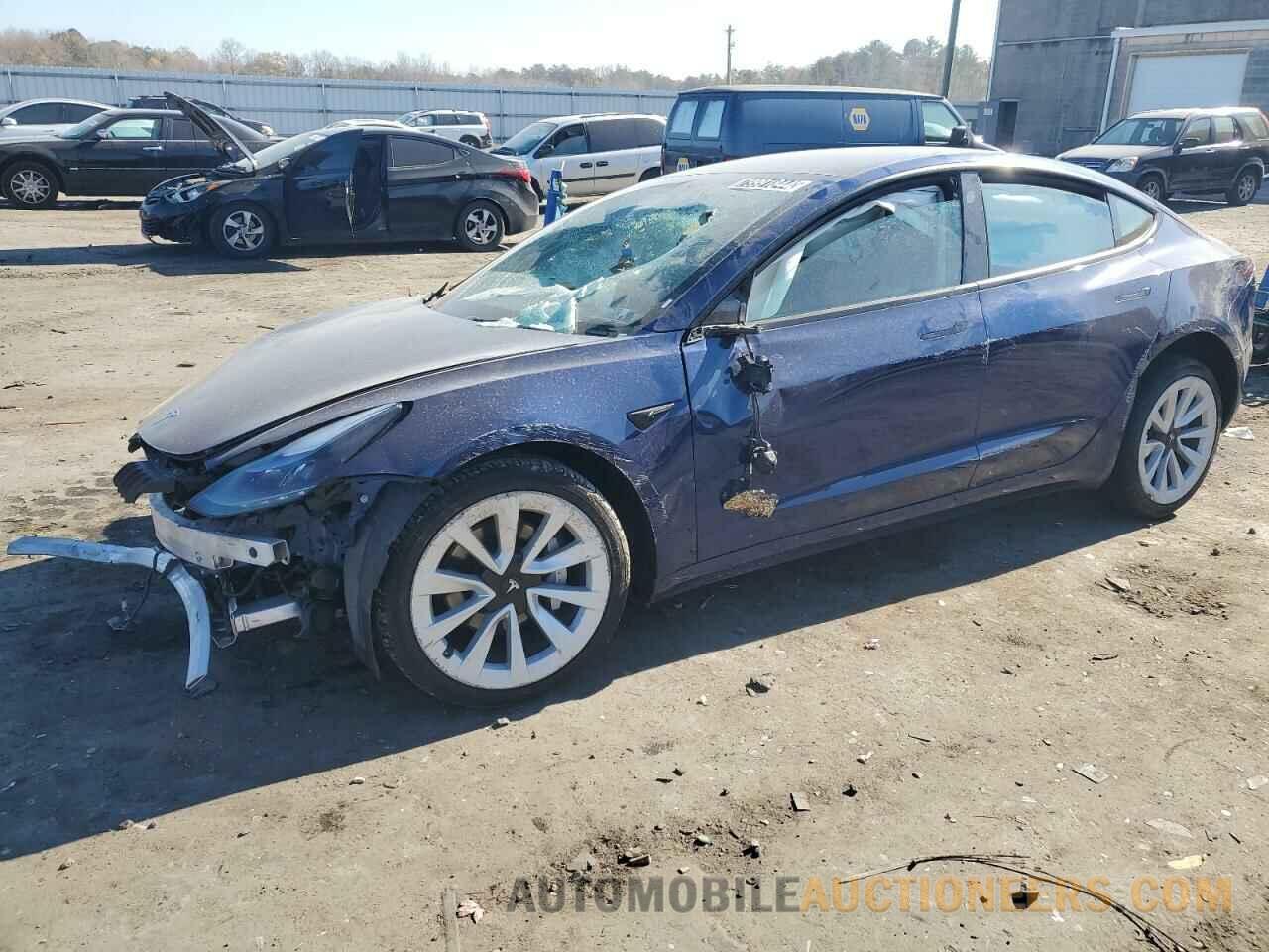 5YJ3E1EA6NF369864 TESLA MODEL 3 2022