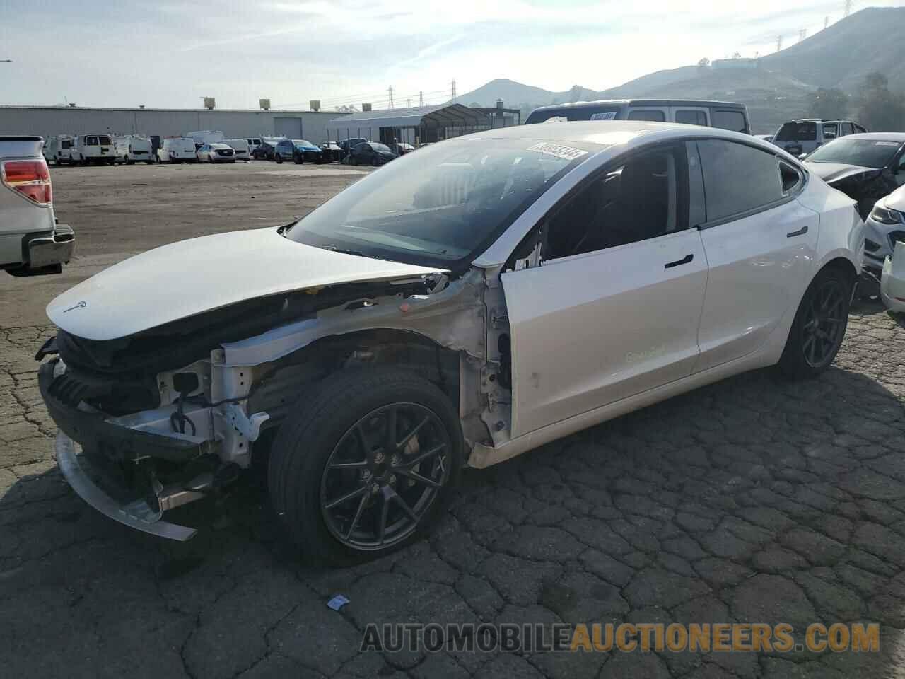 5YJ3E1EA6PF406852 TESLA MODEL 3 2023