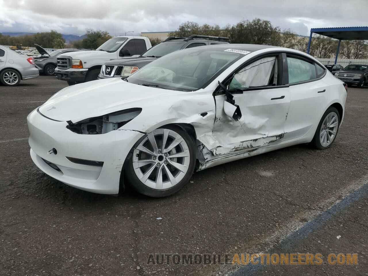 5YJ3E1EA6PF608073 TESLA MODEL 3 2023