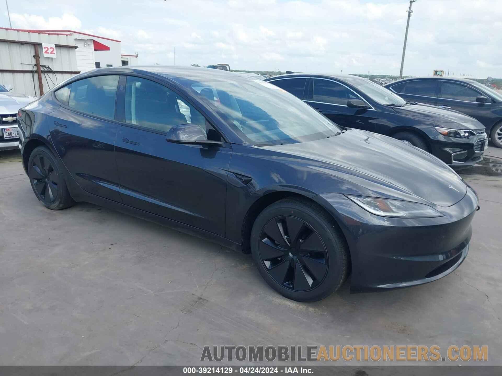 5YJ3E1EA6RF724280 TESLA MODEL 3 2024