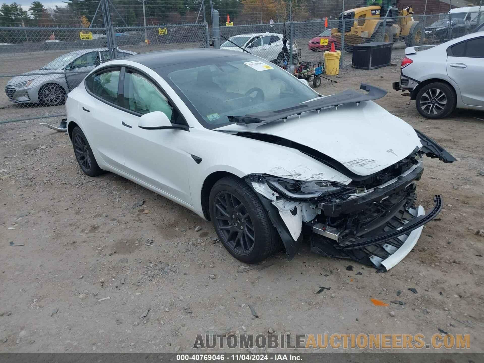 5YJ3E1EA6RF756128 TESLA MODEL 3 2024