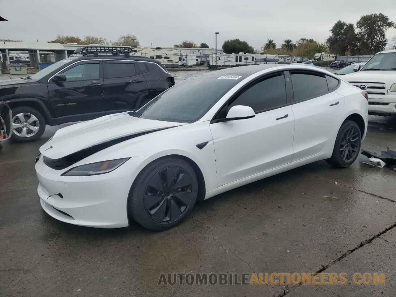 5YJ3E1EA6RF857931 TESLA MODEL 3 2024