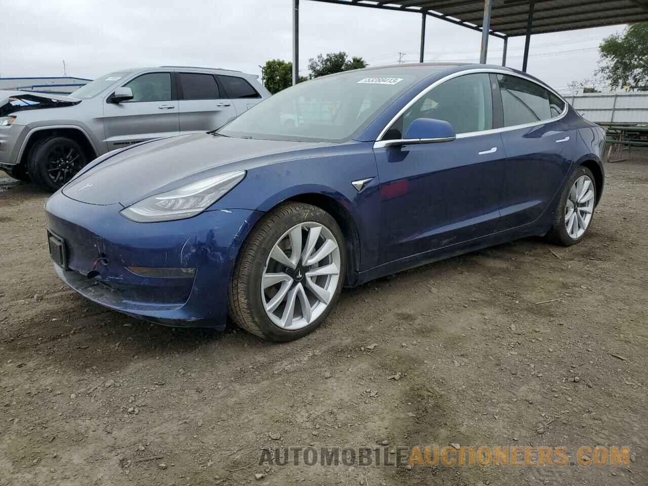 5YJ3E1EA7HF001049 TESLA MODEL 3 2017