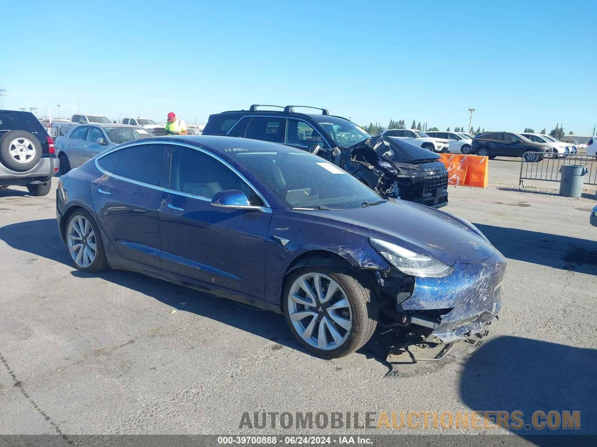 5YJ3E1EA7HF003626 TESLA MODEL 3 2017