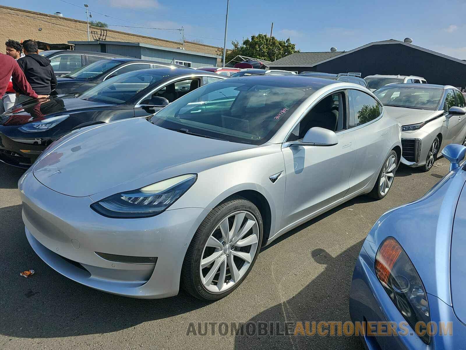 5YJ3E1EA7JF015362 Tesla Model 3 2018