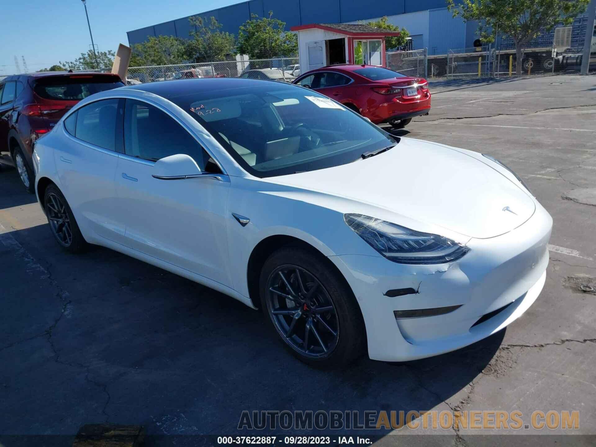 5YJ3E1EA7JF017192 TESLA MODEL 3 2018