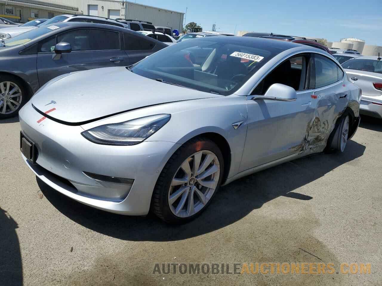 5YJ3E1EA7JF017886 TESLA MODEL 3 2018