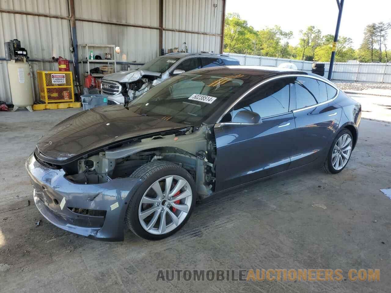 5YJ3E1EA7JF023848 TESLA MODEL 3 2018